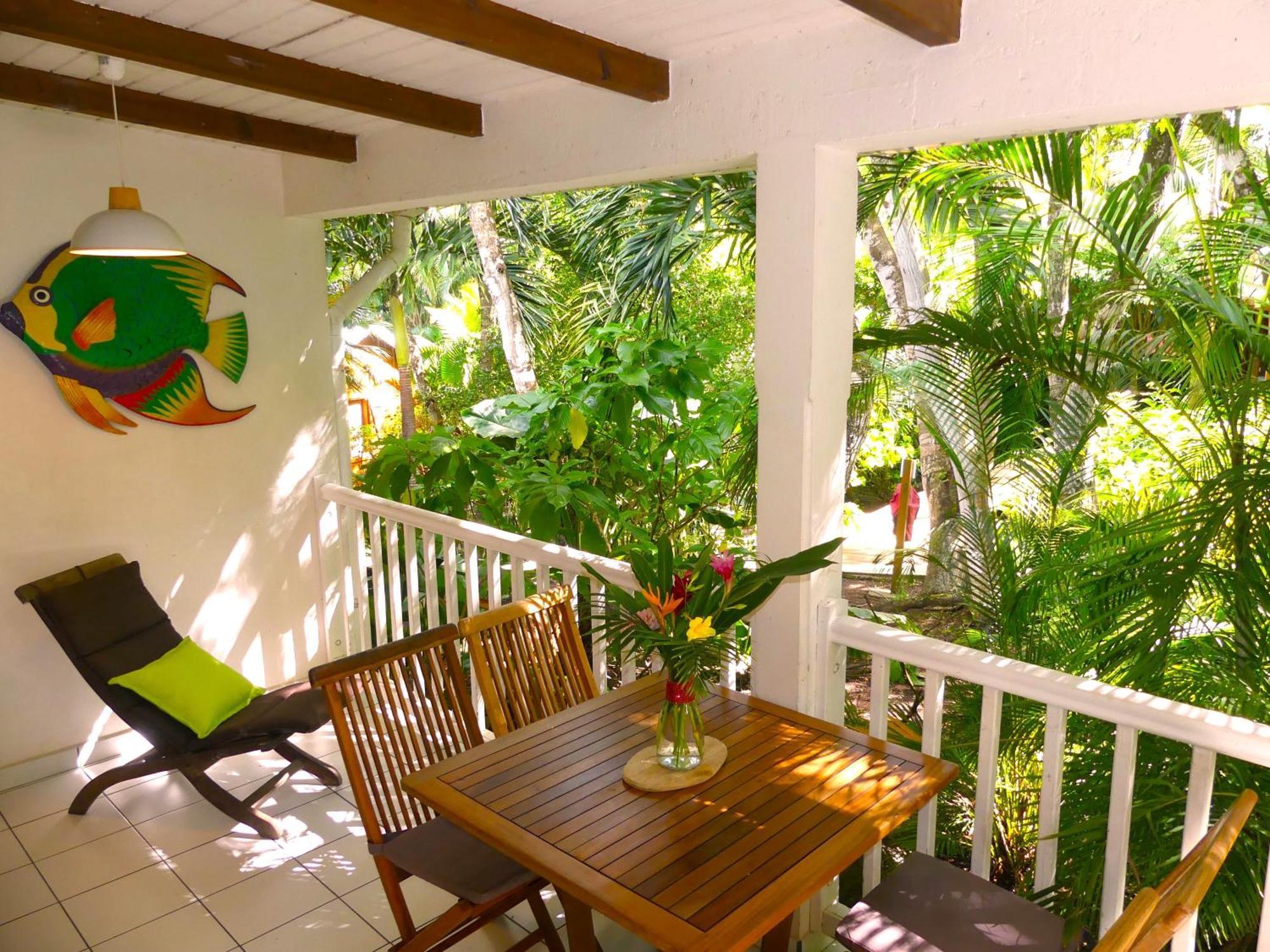 Au Jardin Des Colibris Ecolodge&Spa Deshaies Bagian luar foto