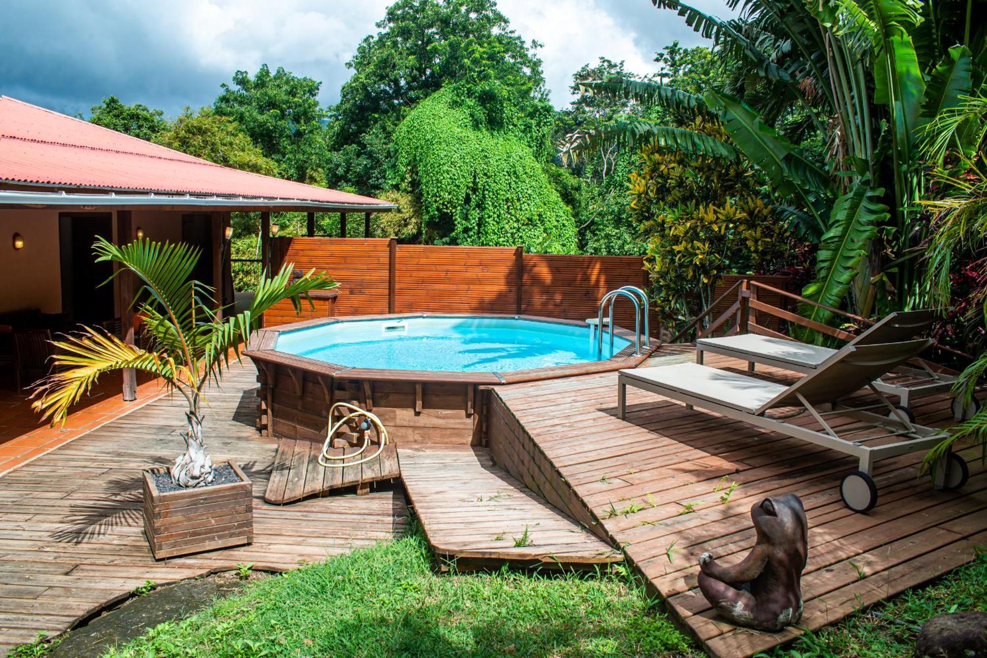 Au Jardin Des Colibris Ecolodge&Spa Deshaies Bagian luar foto