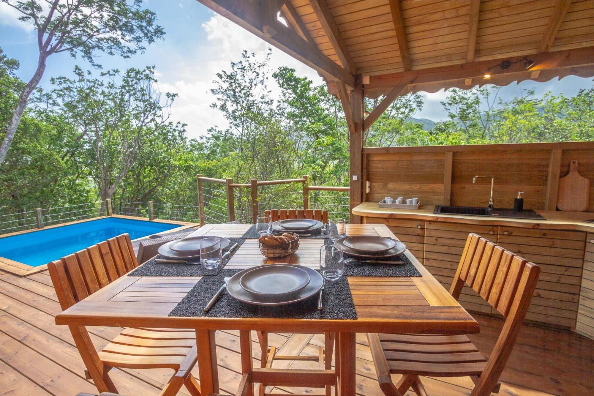 Au Jardin Des Colibris Ecolodge&Spa Deshaies Bagian luar foto